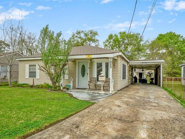 2803 Hinton Dr Drive, Lake Charles, LA 70615