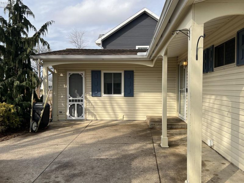 3712 Matthes Avenue, Sandusky, OH 44870 Photo 3