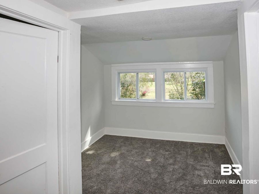 Property Image 77