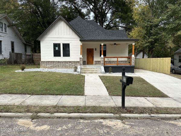 237 Talbot Street , Jackson, TN 38301