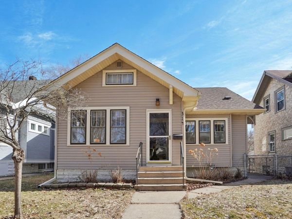 314 Saratoga Street S, Saint Paul, MN 55105