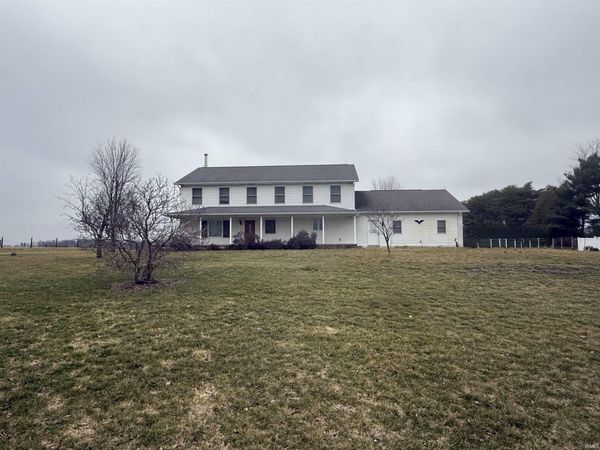 4270 N 850, Shipshewana, IN 46565