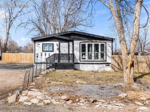279 E Kipling Drive, Pueblo West, CO 81007