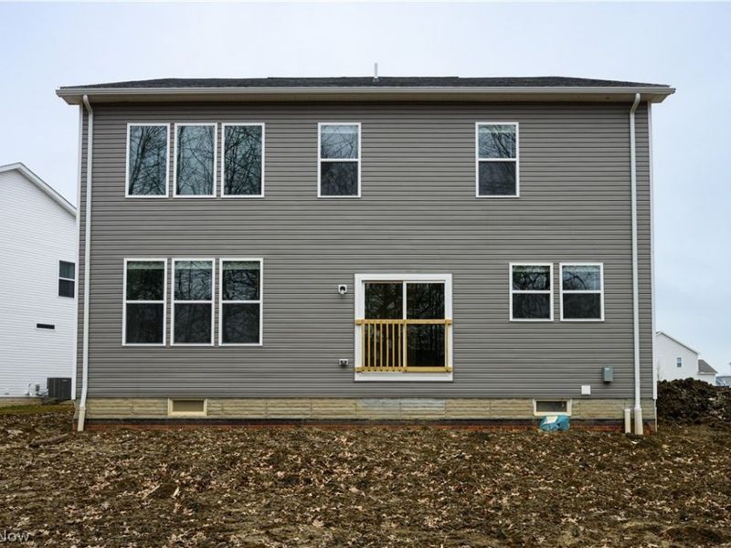 648 Bar Harbor , Avon Lake, OH 44012 Photo 2