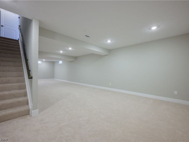 648 Bar Harbor , Avon Lake, OH 44012 Photo 37