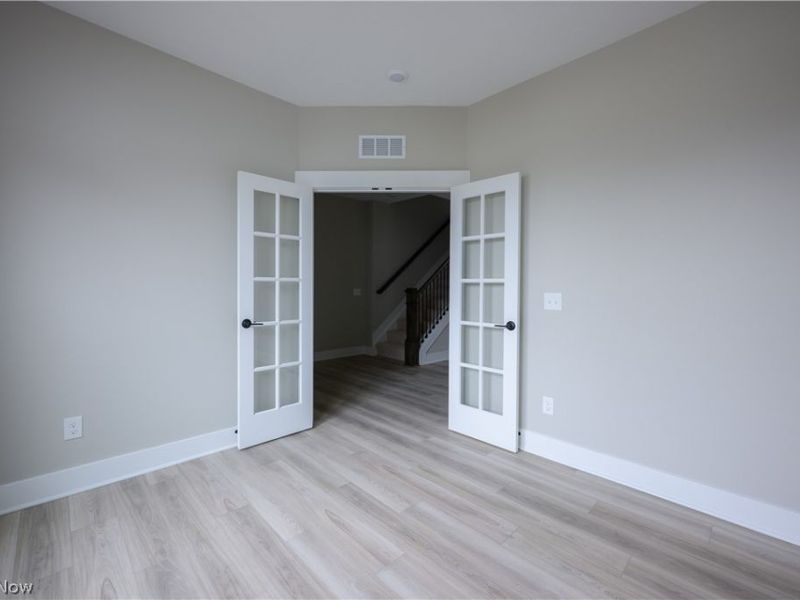 648 Bar Harbor , Avon Lake, OH 44012 Photo 5