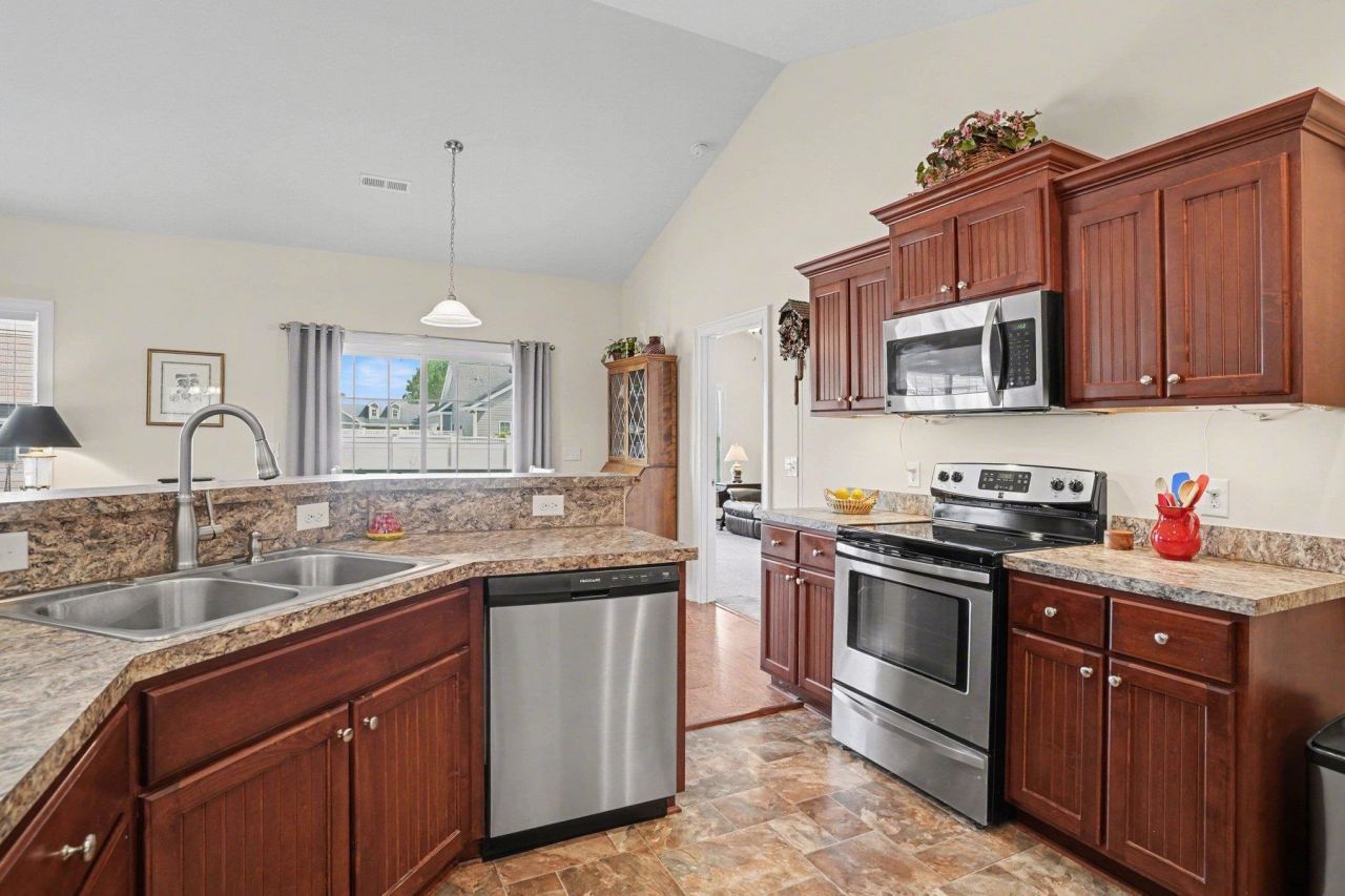 1008 Napa Ct. Photo 13