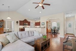 1008 Napa Ct. photo 4