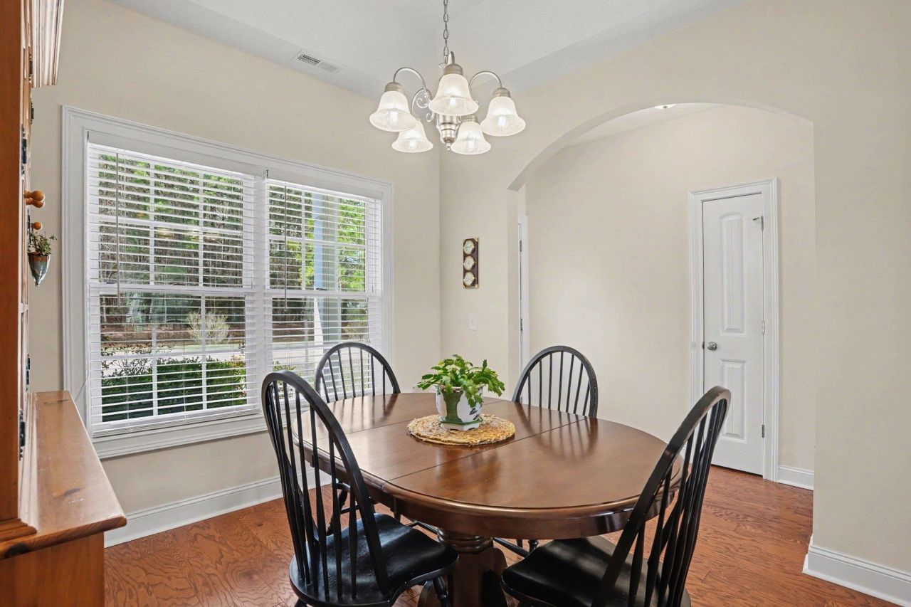 1008 Napa Ct. Photo 9