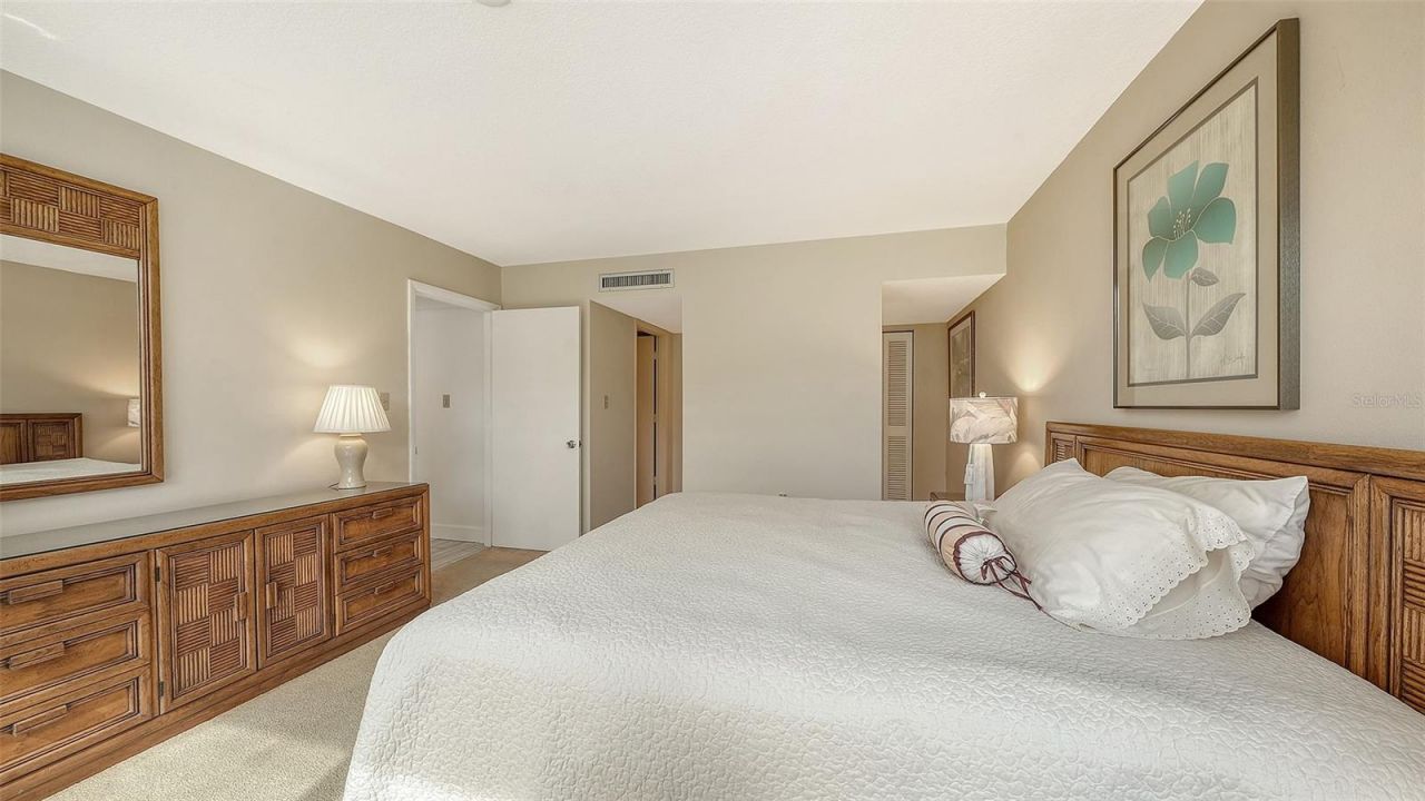 6287 Midnight Pass Road, Unit 103, Sarasota, FL 34242 Photo