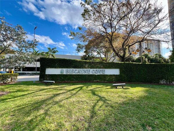 18151 NE 31st Ct , Unit 103, Aventura, FL 33160