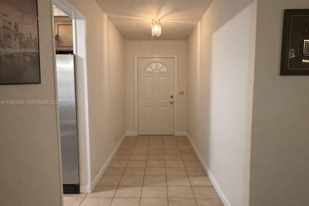 3930 NW 185th St , Miami Gardens, FL 33055 Photo