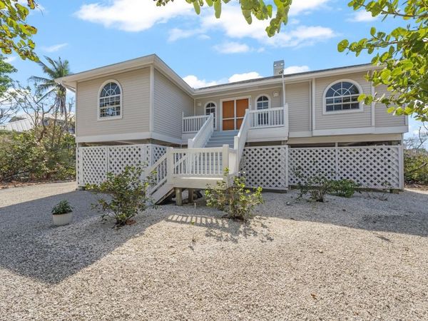 4534 Bowen Bayou Road, Sanibel, FL 33957