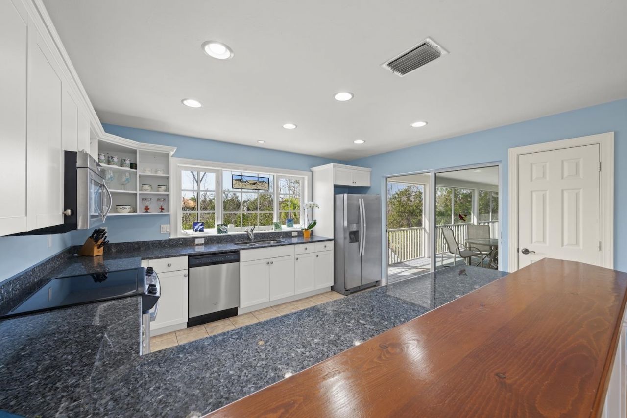 4534 Bowen Bayou Road, Sanibel, FL 33957 Photo