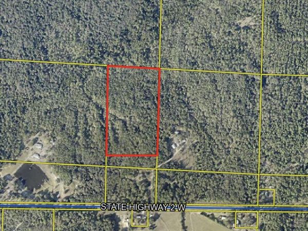 0 FL-2, DeFuniak Springs, FL 32433
