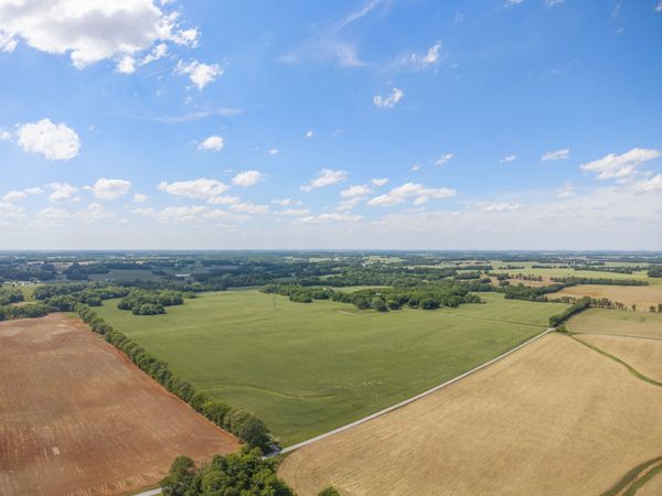 5078 Ezbon Holland Rd, Springfield, TN 37172