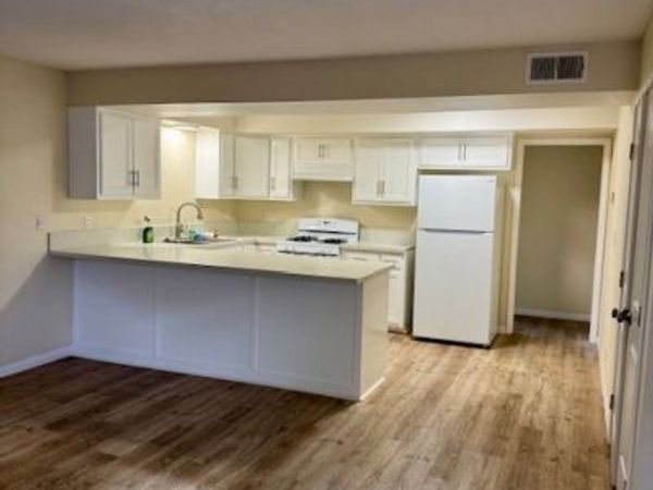1022 El Camino, Unit B, Costa Mesa, CA 92626
