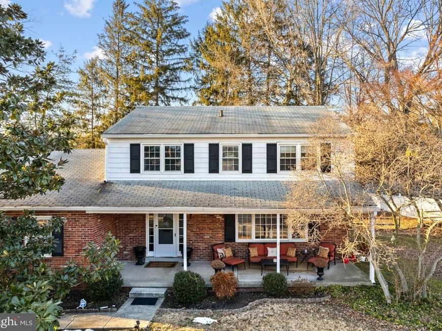 306 S Providence Road, Wallingford, PA 19086 Main Photo