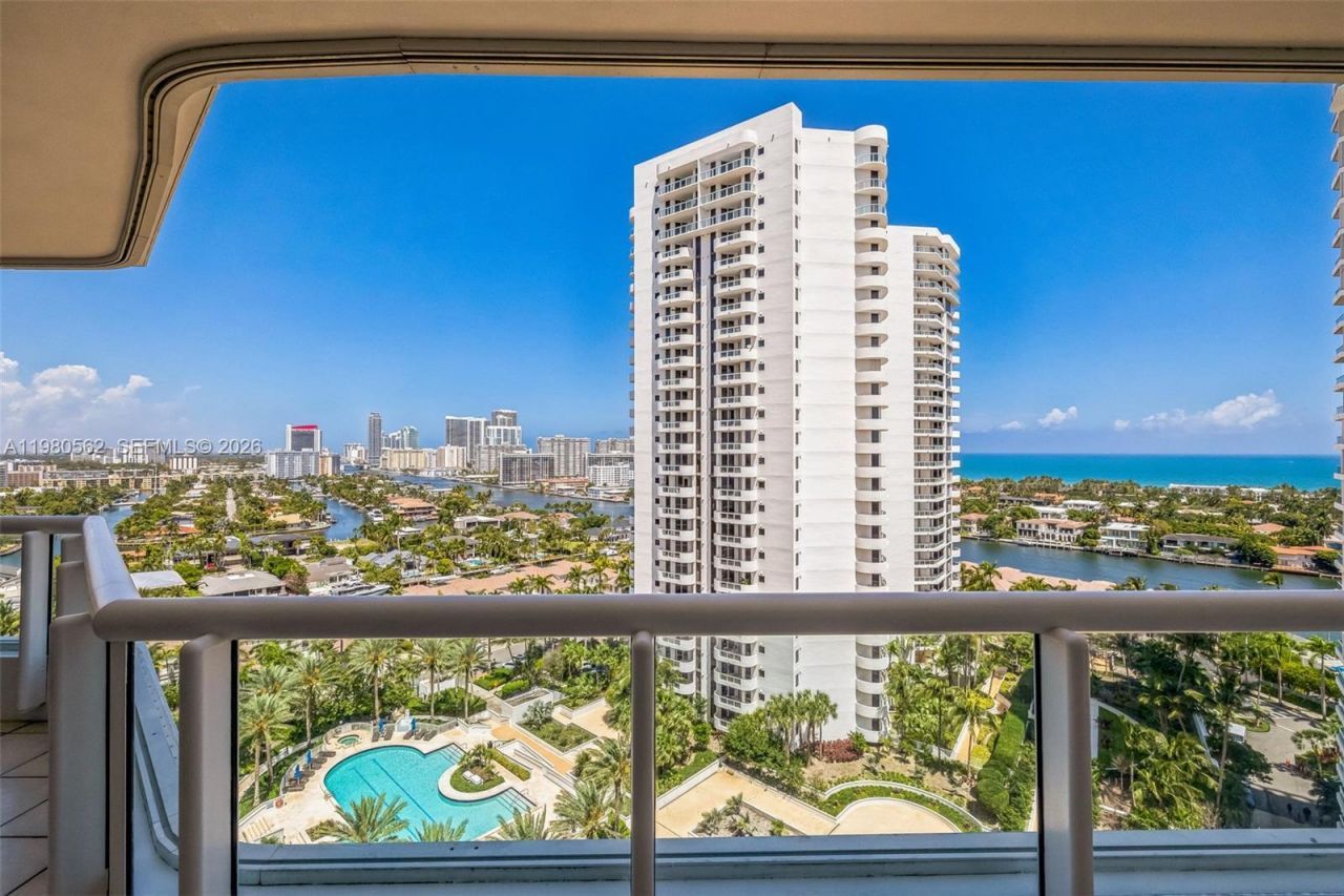 21205 Yacht Club Dr , Unit 1802, Aventura, FL 33180 Photo