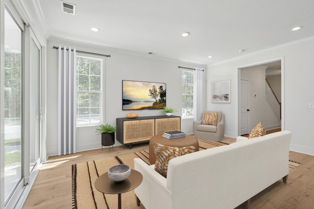 1249 Harriman Lane Photo 5