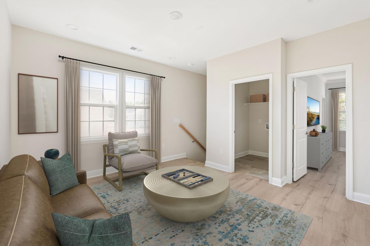 1249 Harriman Lane Photo 8