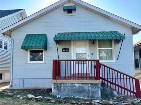 4428 Dewey Avenue , St Louis, MO 63116