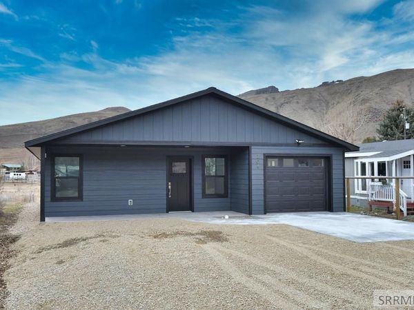 204 Sage Way, SALMON, ID 83467