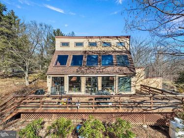 1785 TRUMBAUERSVILLE ROAD, QUAKERTOWN, PA 18951