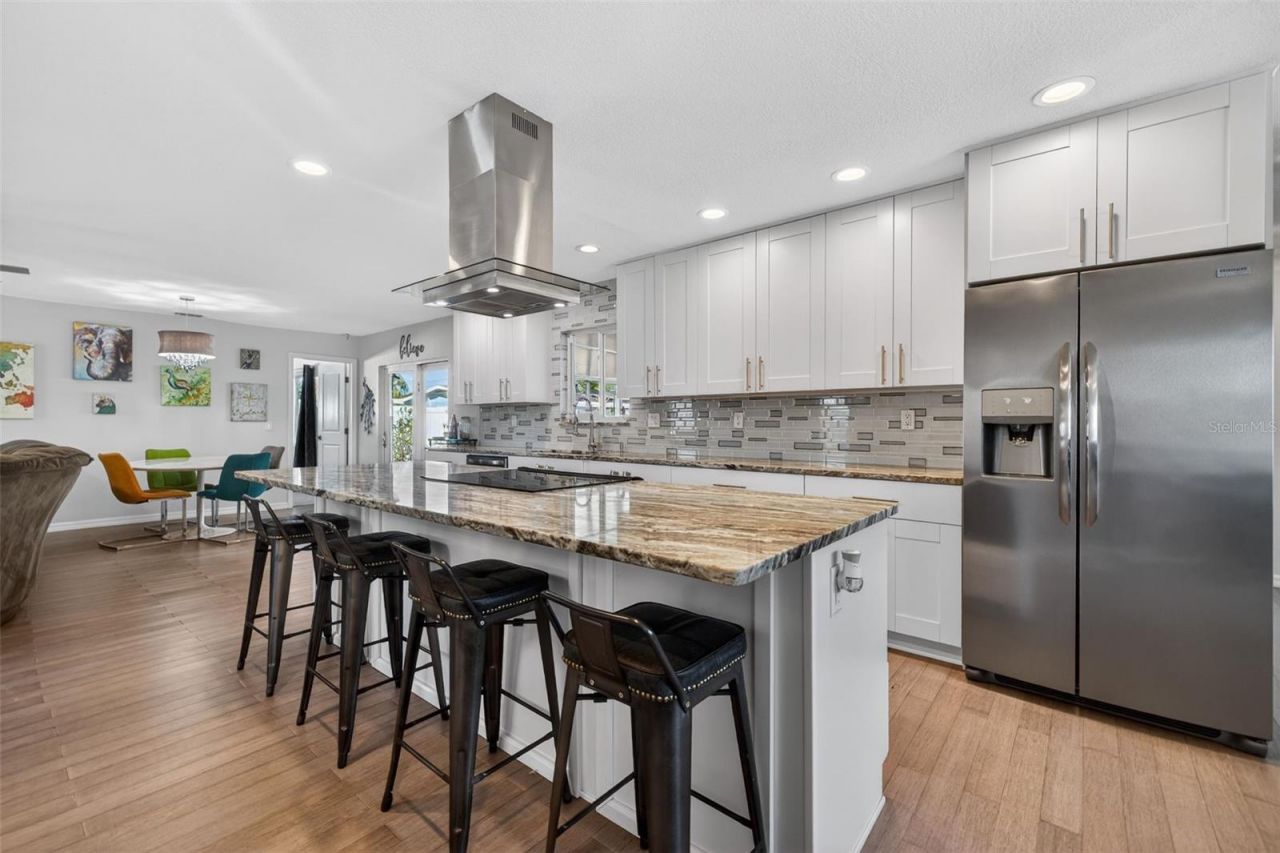 6548 19th Street N, Saint Petersburg, FL 33702 Photo