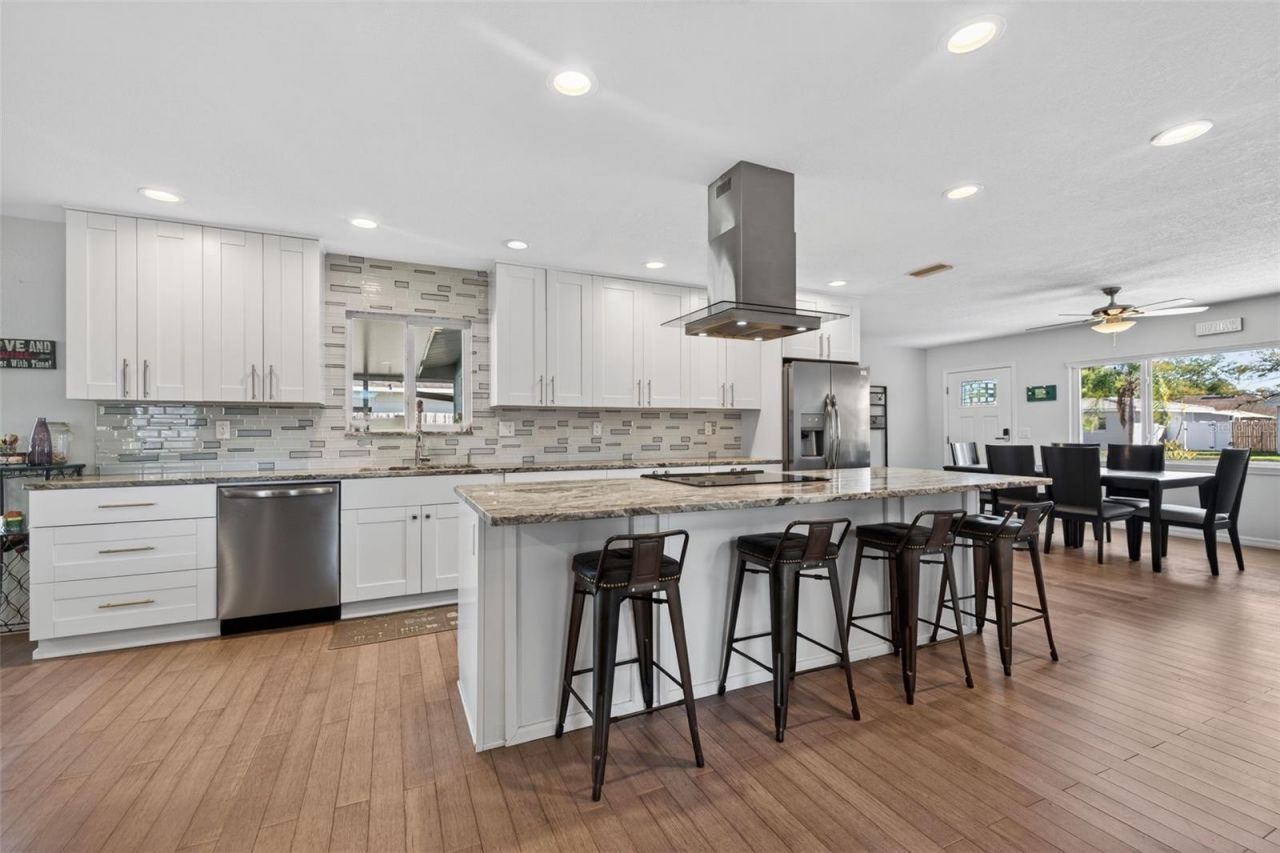 6548 19th Street N, Saint Petersburg, FL 33702 Photo