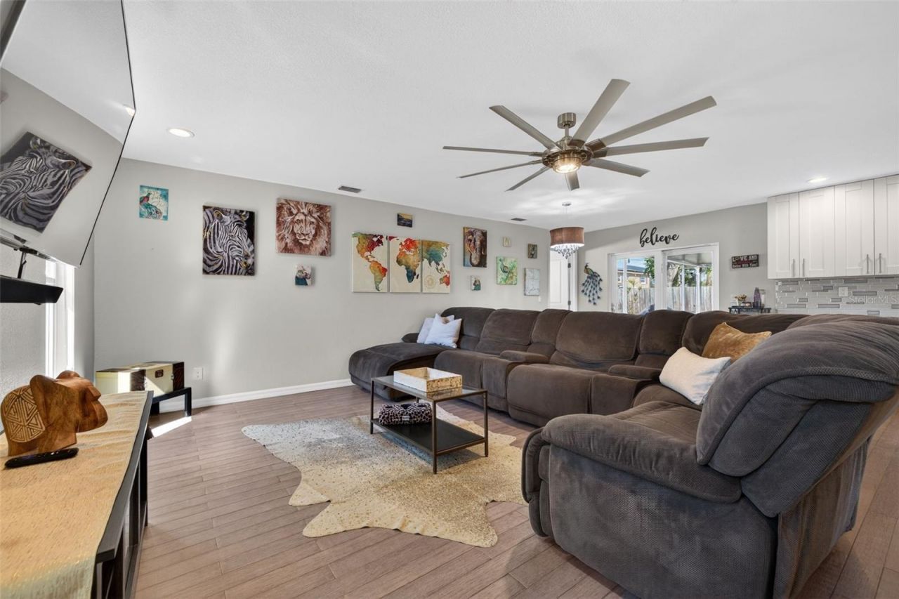 6548 19th Street N, Saint Petersburg, FL 33702 Photo