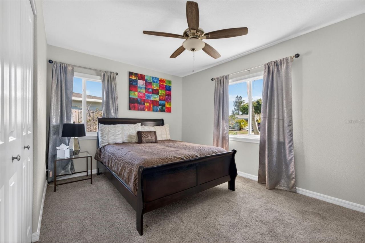 6548 19th Street N, Saint Petersburg, FL 33702 Photo