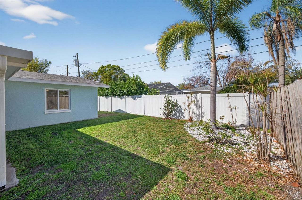 6548 19th Street N, Saint Petersburg, FL 33702 Photo