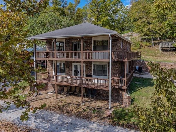 28247 W Cove Drive, Lincoln, MO 65338