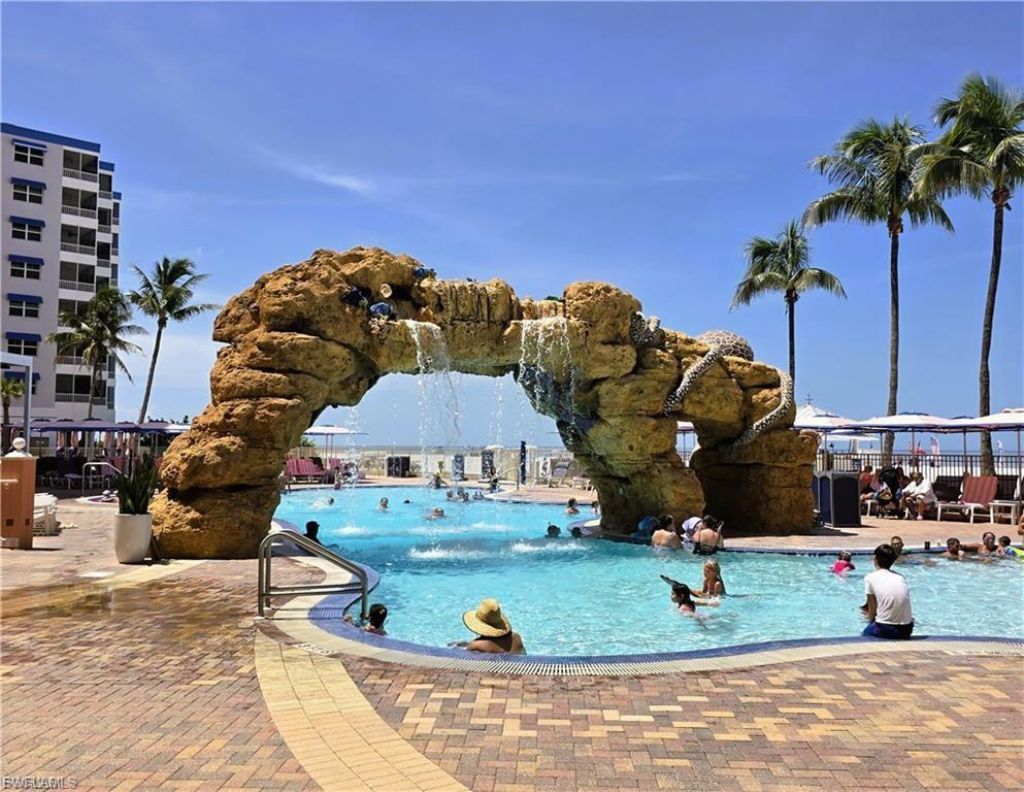 140 Estero Blvd, Unit 2405, Fort Myers Beach, FL 33931 Photo