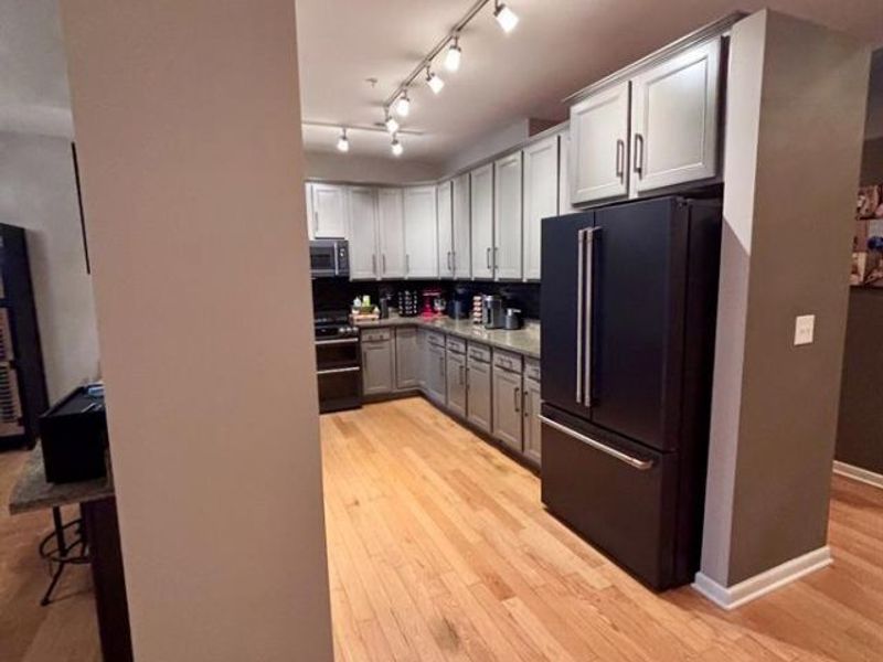 400 Pike Street, Unit 612, Cincinnati, OH 45202 Photo 3