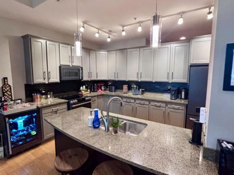 400 Pike Street, Unit 612, Cincinnati, OH 45202 Photo 6