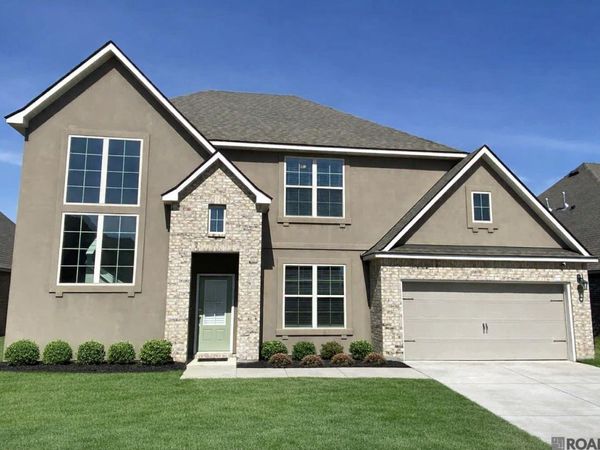 2119 Dovefield Ave, Zachary, LA 70791