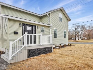 12 Garfield Avenue, Dundee, NY 14837