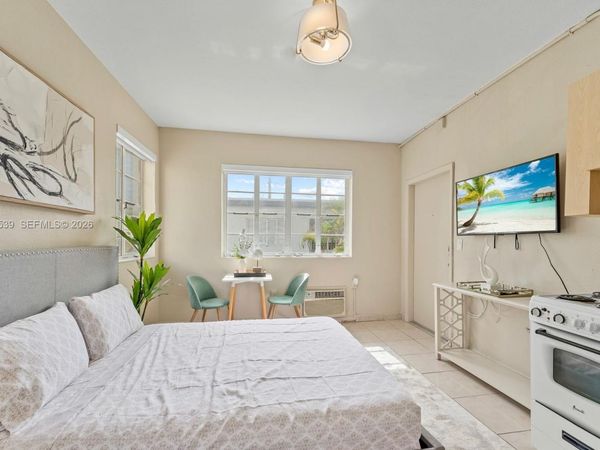 301 86th St , Unit 315-3A, Miami Beach, FL 33141