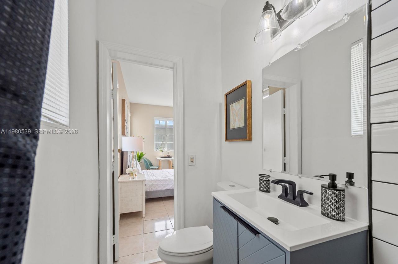 301 86th St , Unit 315-3A, Miami Beach, FL 33141 Photo