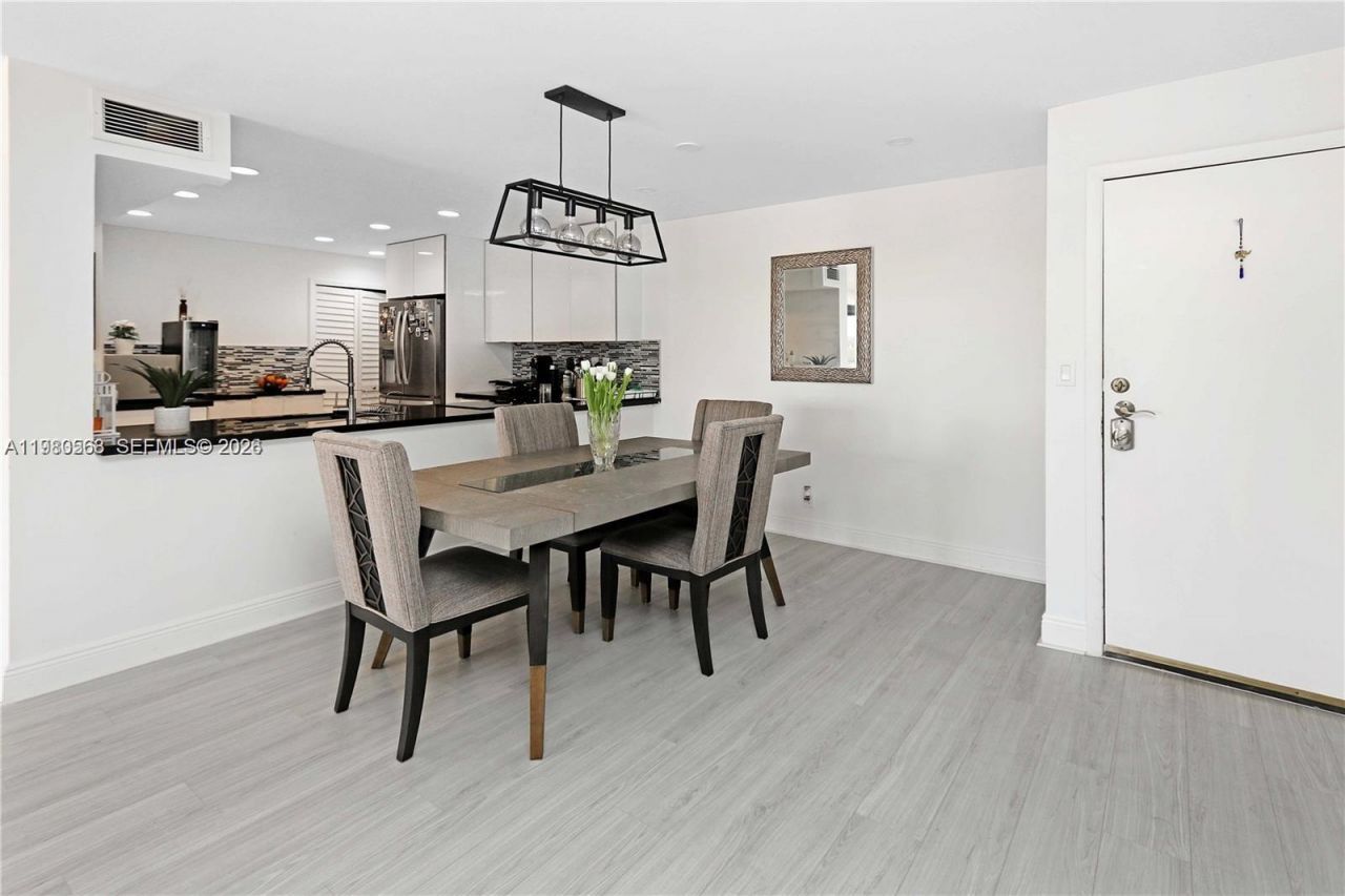 14203 SW 66th St, Unit 503, Miami, FL 33183 Photo