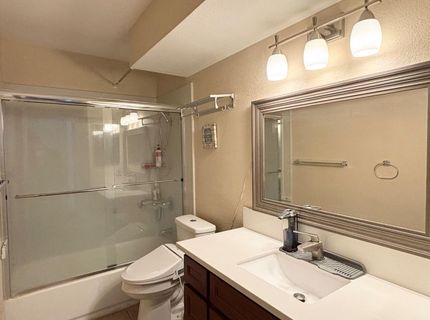 9328 Aizenberg Cir, Elk Grove, CA 95624 Photo