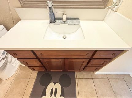 9328 Aizenberg Cir, Elk Grove, CA 95624 Photo