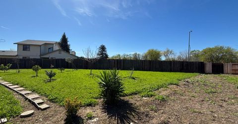 9328 Aizenberg Cir, Elk Grove, CA 95624 Photo