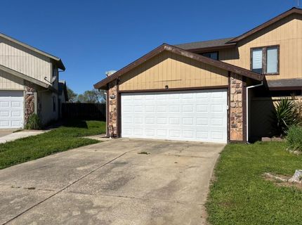 9328 Aizenberg Cir, Elk Grove, CA 95624 Photo