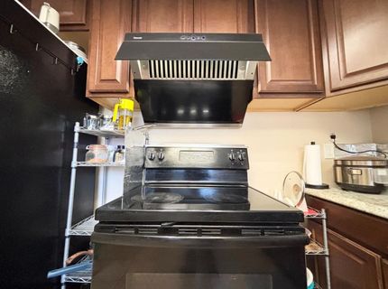 9328 Aizenberg Cir, Elk Grove, CA 95624 Photo