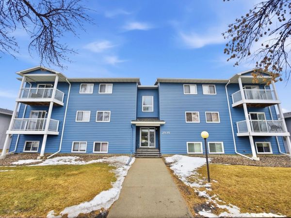 2535 25th Street S, Unit B102, Fargo, ND 58103