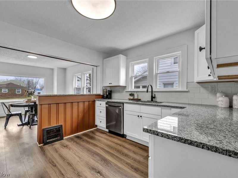 235 Euclid Avenue , Lorain, OH 44052 Photo 10