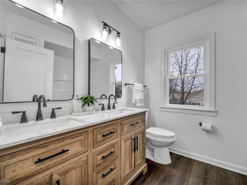 235 Euclid Avenue , Lorain, OH 44052 Photo 11